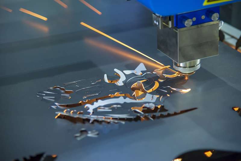 Laser cutting of sheet metal