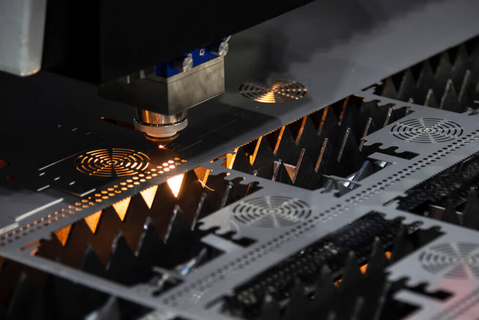 The Pros and Cons of Waterjet vs Laser cutting